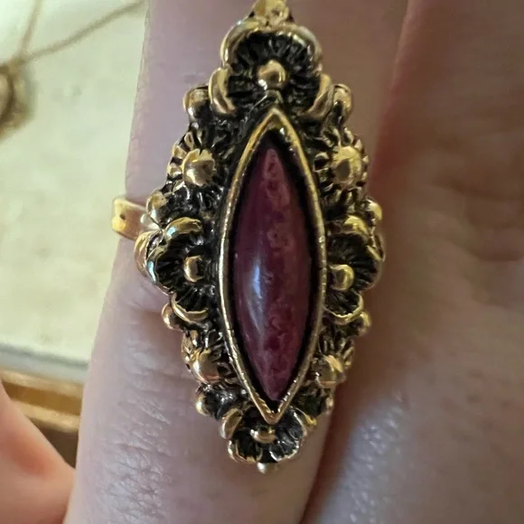 Ring - Picture 2 of 2